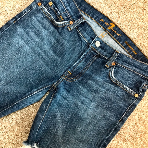 7 For All Mankind Roxanne Ragged End Shorts - Picture 2 of 8